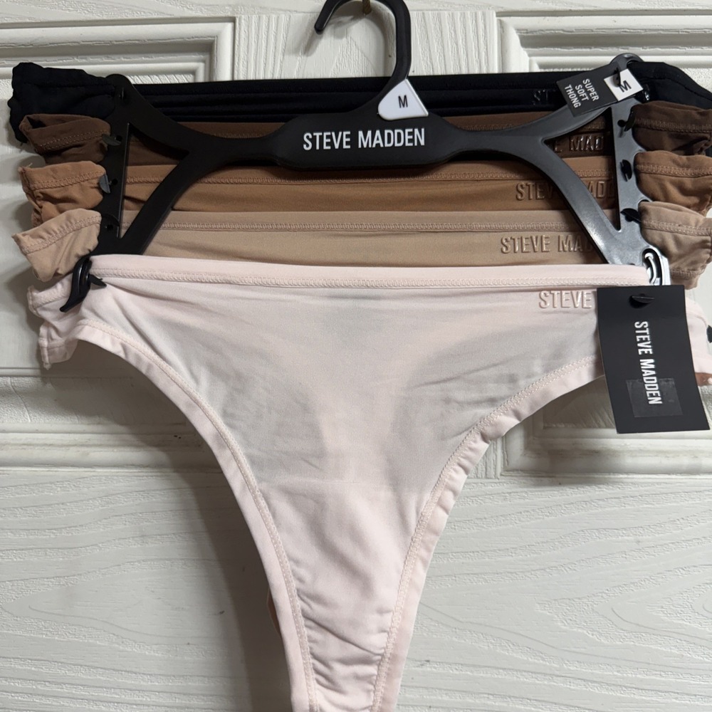 Steve Madden Seamless Thong panties 5pk Medium Multicolor Nylon/spandex